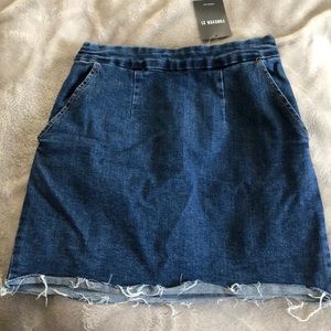 Denim skirt